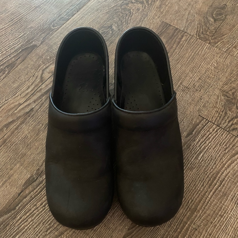 Black Women’s Danskos